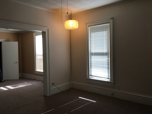 308 E Superior St, Ottawa, IL 61350 photo 5