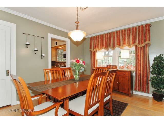112 S Worth Ave, Elgin, IL 60123 photo 10