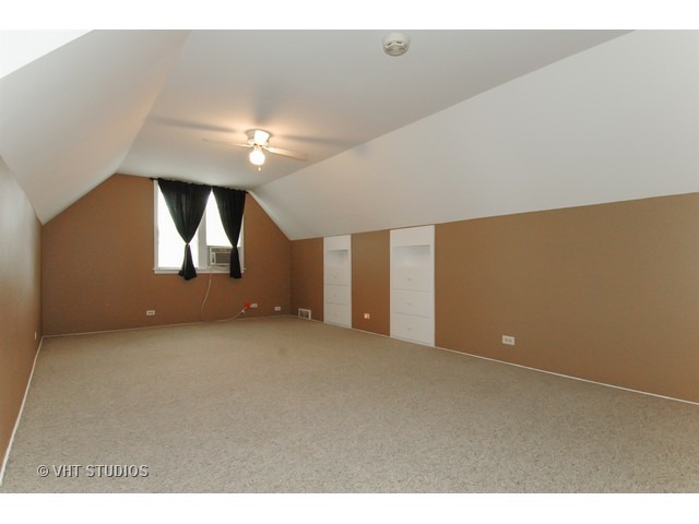 112 S Worth Ave, Elgin, IL 60123 photo 18