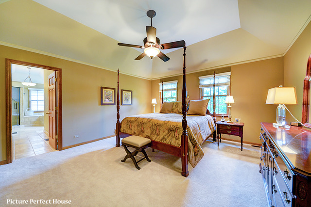 1844 Ranchview Dr, Naperville, IL 60565 photo 13