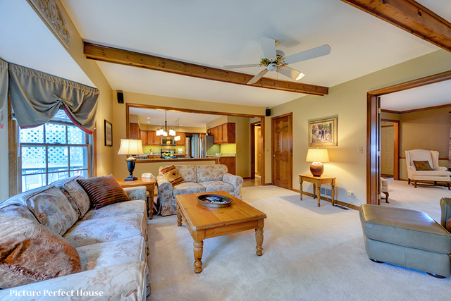 1844 Ranchview Dr, Naperville, IL 60565 photo 6