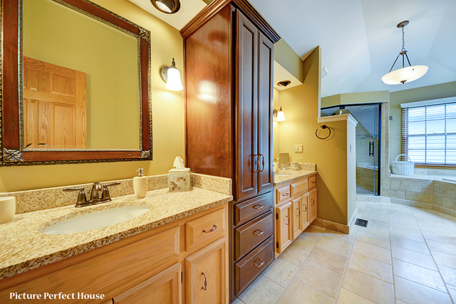 1844 Ranchview Dr, Naperville, IL 60565 photo 14