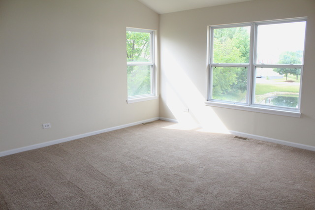 2103 Graue Mill Ct, Mchenry, IL 60050 photo 5