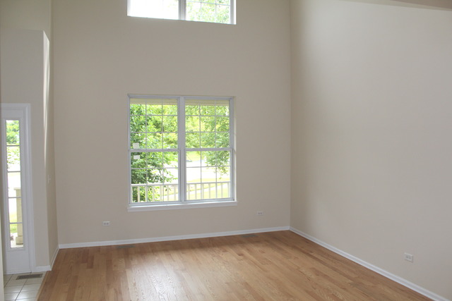 2103 Graue Mill Ct, Mchenry, IL 60050 photo 9