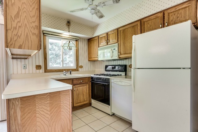 100 Hilltop Rd, Oakwood Hills, IL 60013 photo 7