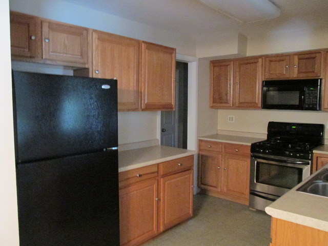 4314 Tompkins St, Gary, IN 46408 photo 3