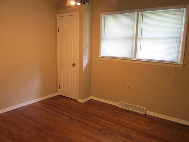 4314 Tompkins St, Gary, IN 46408 photo 8