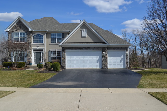 661 Brookside Ave, Algonquin, IL 60102 photo 1