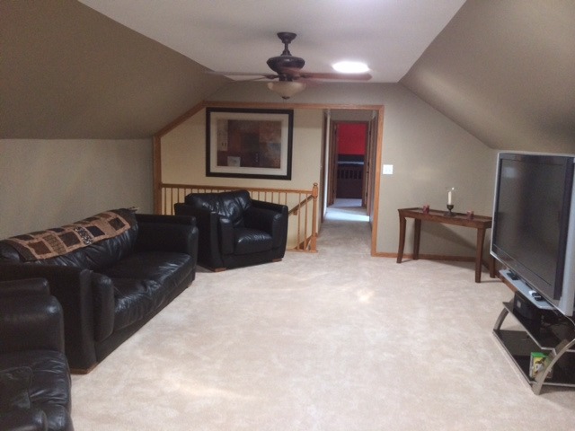 608 Maple Ave, Elburn, IL 60119 photo 15