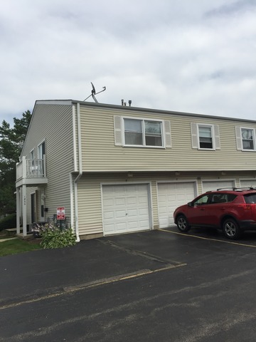 185 Rita Ct #C, Bartlett, IL 60103 photo 2