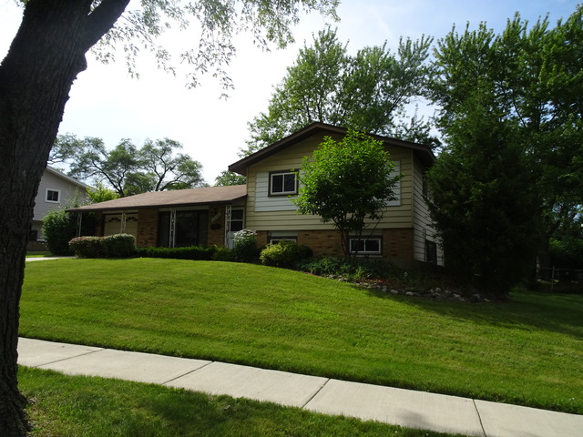 1340 Jefferson Rd, Hoffman Estates, IL 60169 photo 1