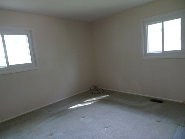 1340 Jefferson Rd, Hoffman Estates, IL 60169 photo 8