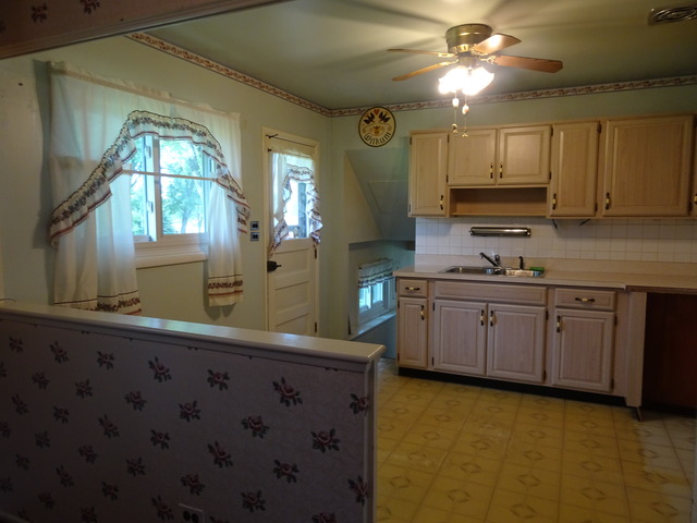 1340 Jefferson Rd, Hoffman Estates, IL 60169 photo 3