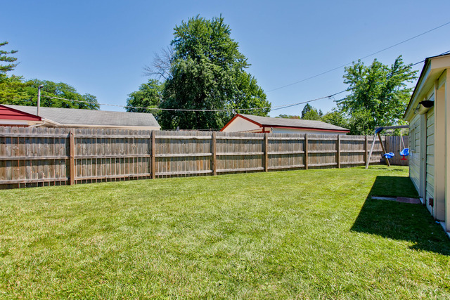 619 E Merle Ln, Wheeling, IL 60090 photo 16