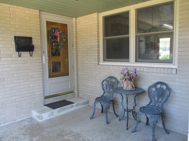 115 College Ave, Ottawa, IL 61350 photo 2
