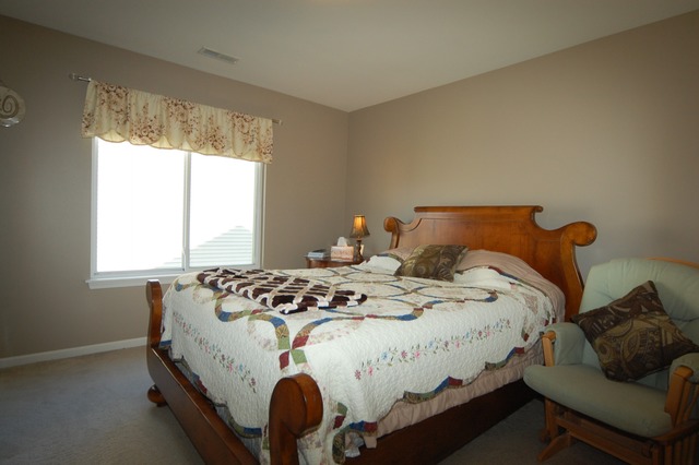 1787 Barnett Ln, Bartlett, IL 60103 photo 10