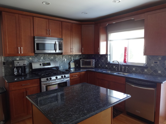1374 Nightingale Ln, Bartlett, IL 60103 photo 4