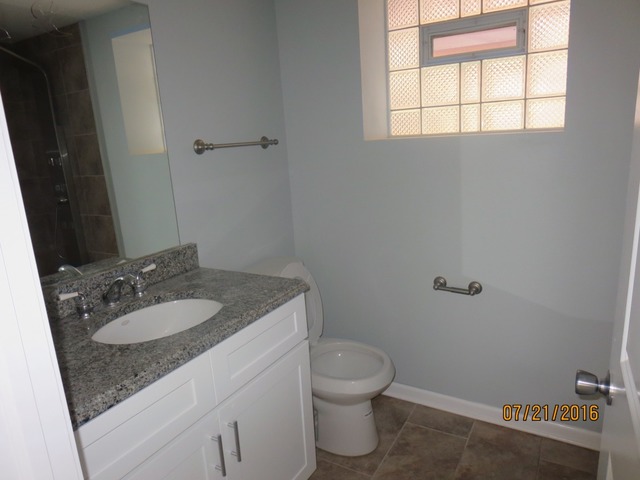 8221 S Champlain Ave, Chicago, IL 60619 photo 16