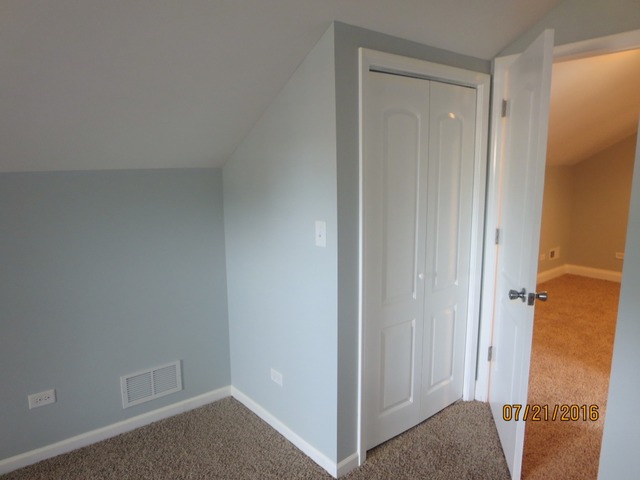 8221 S Champlain Ave, Chicago, IL 60619 photo 14