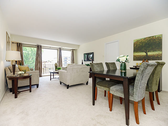 227 Elgin Ave #4E, Forest Park, IL 60130 photo 4