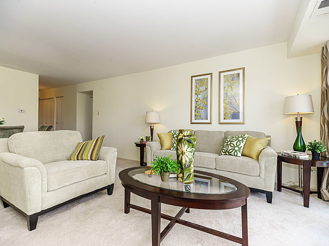 227 Elgin Ave #4E, Forest Park, IL 60130 photo 3