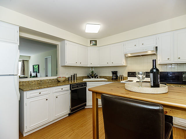 227 Elgin Ave #4E, Forest Park, IL 60130 photo 6