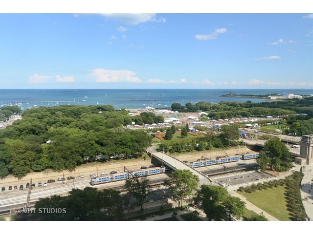 310 S Michigan Ave #1605, Chicago, IL 60604 photo 10