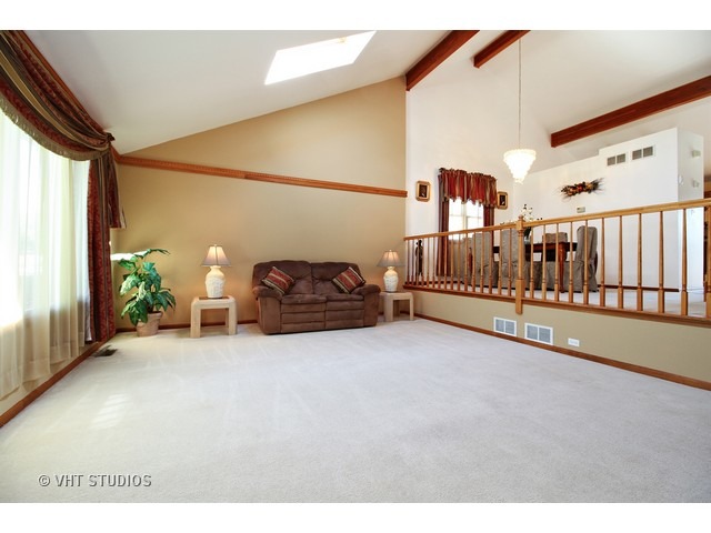 16451 Homan Ave, Markham, IL 60428 photo 2