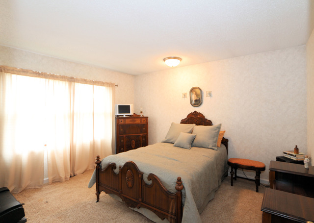 8301 Nolan St, Harvard, IL 60033 photo 17