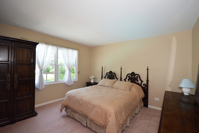 2253 Stonehaven Dr, Plainfield, IL 60586 photo 13