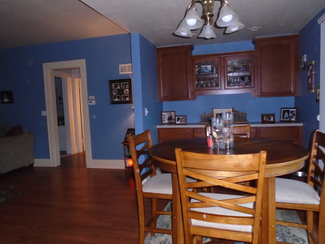 2215 Main St, Peru, IL 61354 photo 3