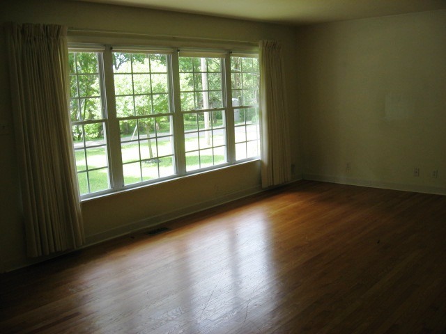 1 Lawrence Dr, Kankakee, IL 60901 photo 4