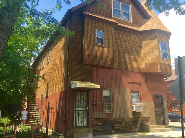 8400 S Mackinaw Ave, Chicago, IL 60617 photo 2
