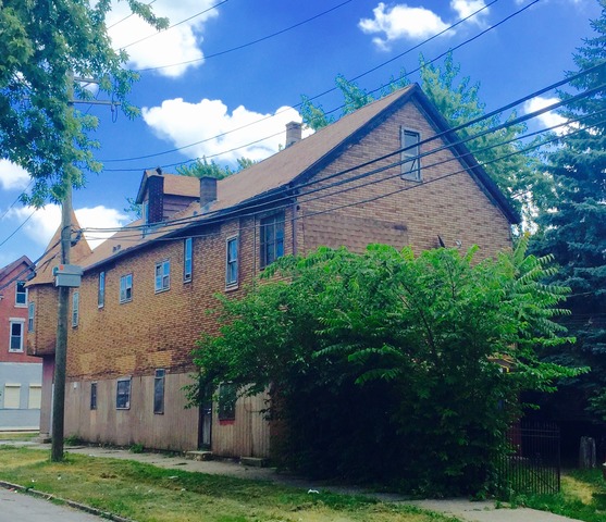 8400 S Mackinaw Ave, Chicago, IL 60617 photo 3