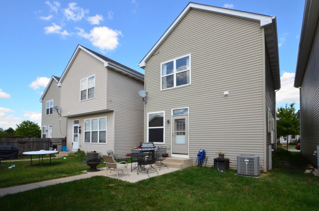 2127 Grayhawk Dr, Aurora, IL 60503 photo 15