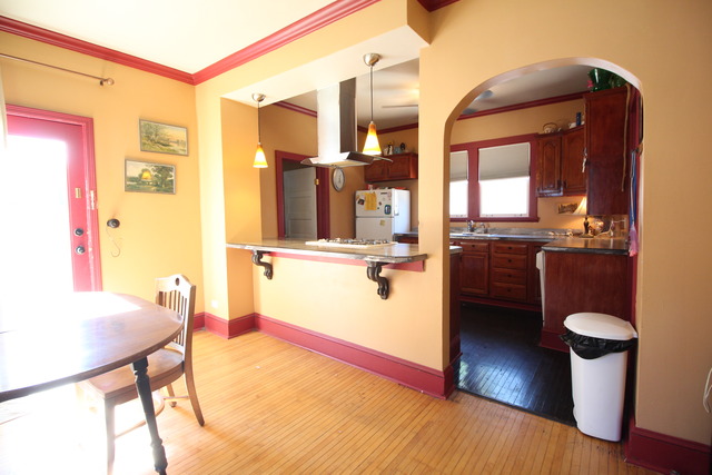 74 S Edison Ave, Elgin, IL 60123 photo 5