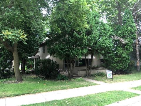 1809 W 1st St, Dixon, IL 61021 photo 1