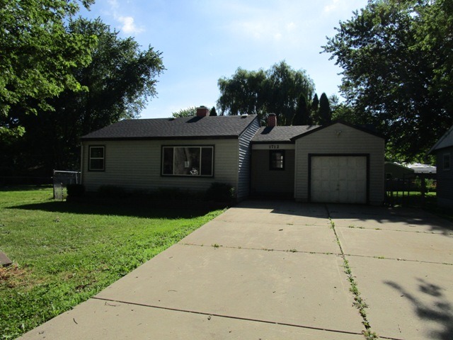 1712 Highview Ave, Mchenry, IL 60050 photo 1