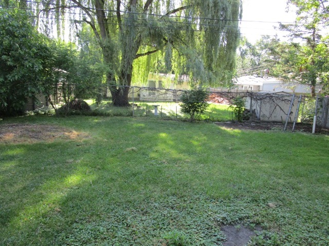 1712 Highview Ave, Mchenry, IL 60050 photo 4