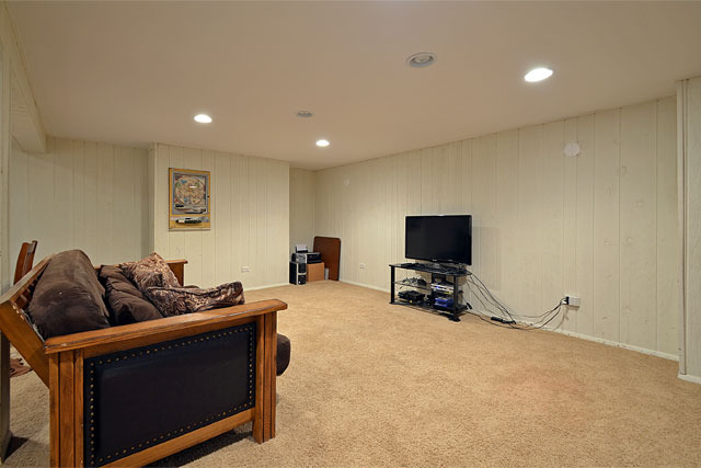 3840 N Firestone Dr, Hoffman Estates, IL 60192 photo 12
