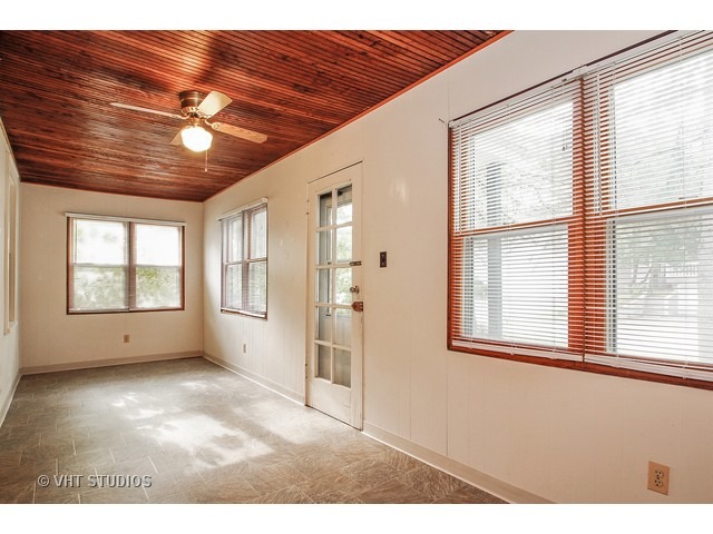 122 Eagle Point Rd, Fox Lake, IL 60020 photo 2