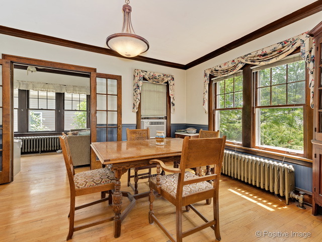 713 E Illinois St, Wheaton, IL 60187 photo 5