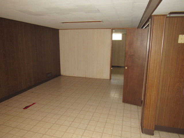 403 E Hilton Ave, Addison, IL 60101 photo 21