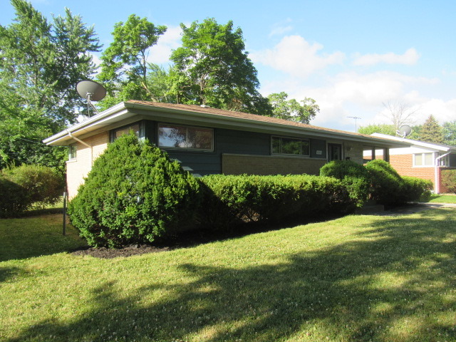 403 E Hilton Ave, Addison, IL 60101 photo 2