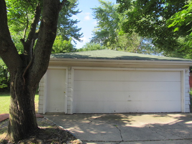 403 E Hilton Ave, Addison, IL 60101 photo 4