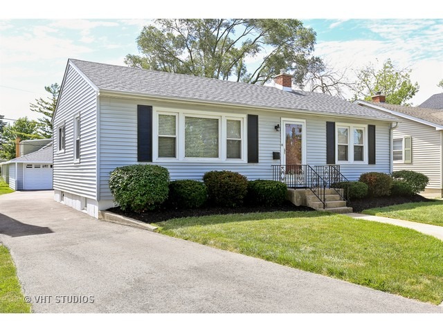 742 S Mitchell Ave, Elmhurst, IL 60126 photo 1