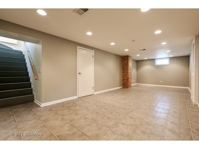 742 S Mitchell Ave, Elmhurst, IL 60126 photo 6