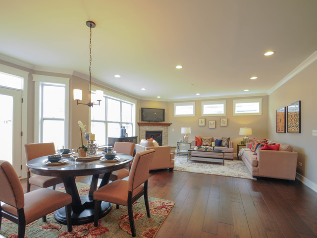 1029 N Eagle St, Naperville, IL 60563 photo 5