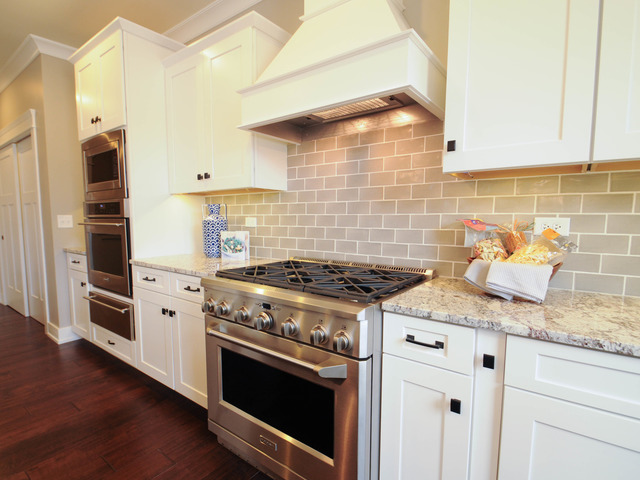 1029 N Eagle St, Naperville, IL 60563 photo 8