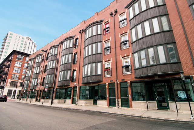 77 E 16th St #4, Chicago, IL 60616 photo 1